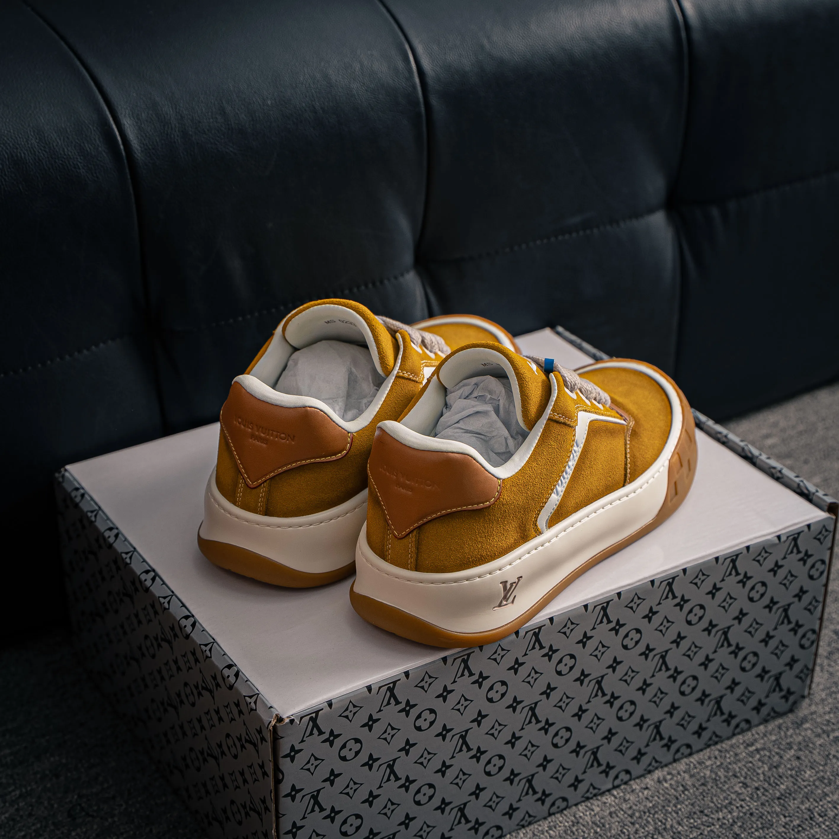 # LV LOUIS VUITTON Tilted Low Sneakers Series Low-Top Retro Versatile Skate Shoes 2026 Skate Shoes Shoes